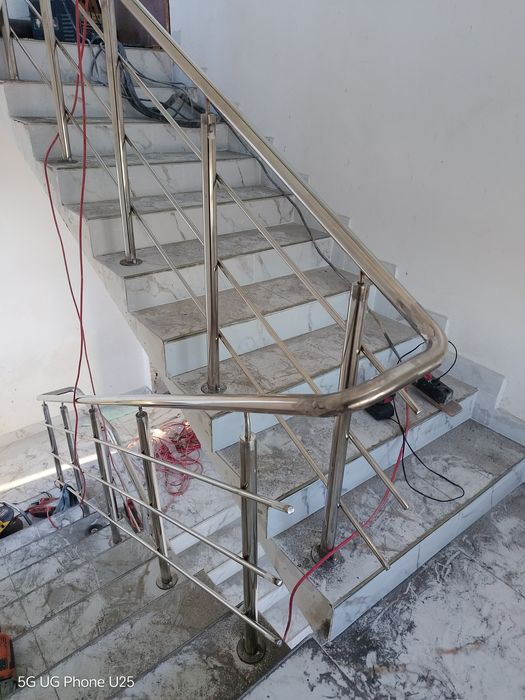 Иноксови Парапети