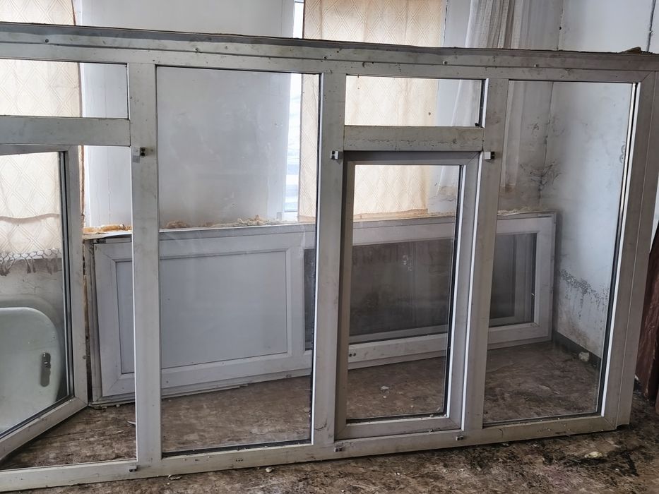 Окно балконные б/у.