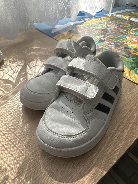 Детски маратонки и сандалети