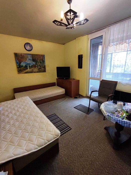 Продажба на тристаен тухлен апартамент  в квартал Младост