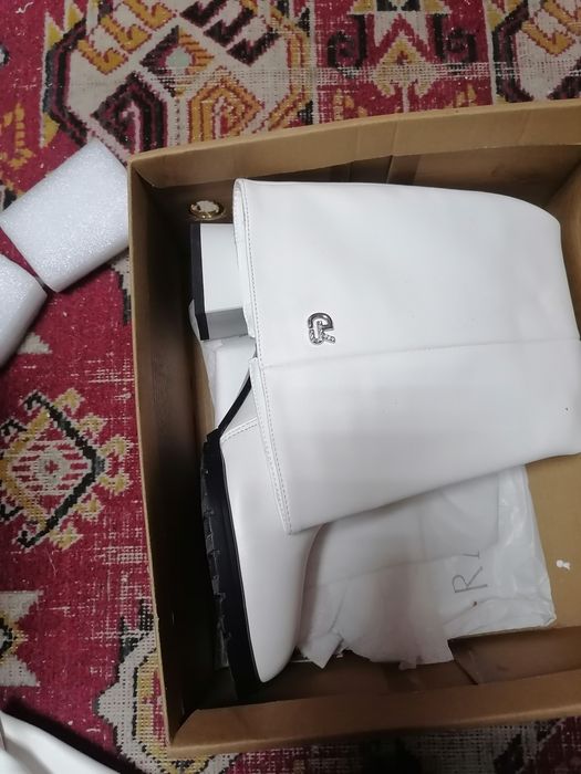 Продам сапоги женские