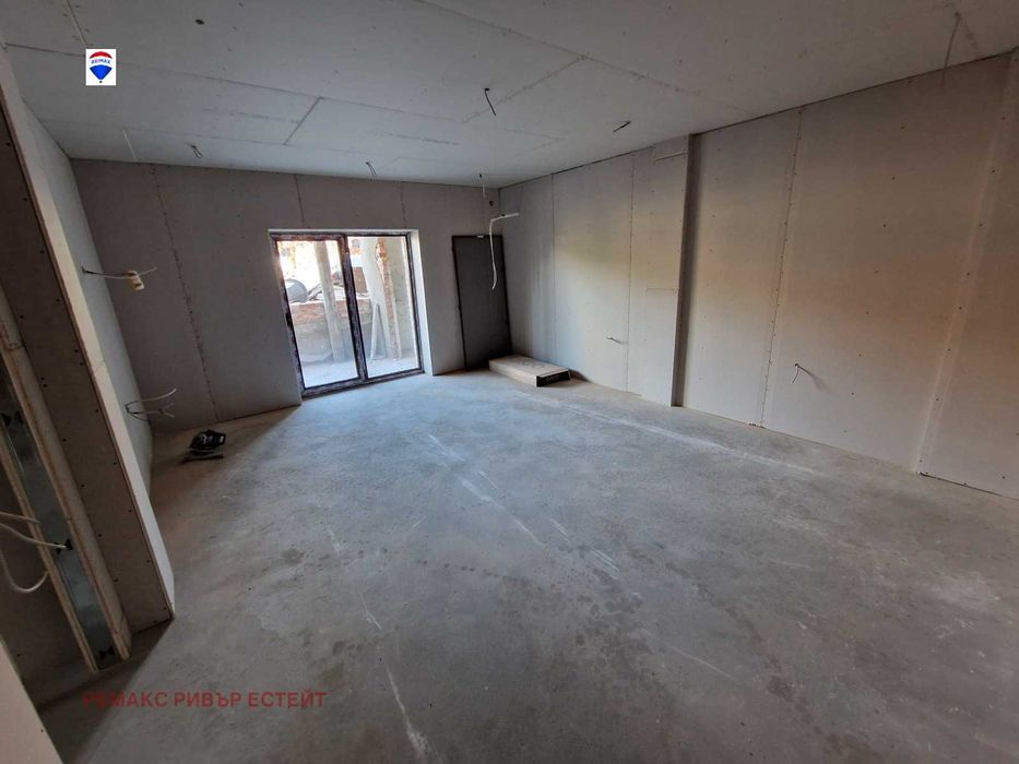 Продава се Етаж от къща в Русе, Широк център - 105 кв.м за 1333 €/кв.м - Снимка #10