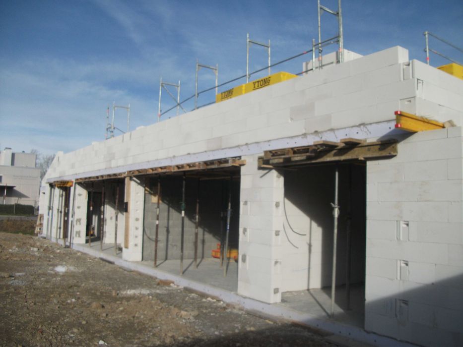 Фирма Недялков Инвест груб строеж, Огради, външни, и вътрешни ремонти