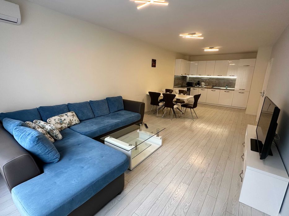 Дава се под наем Двустаен апартамент в Варна, Гръцка махала - 75 кв.м за 900 € - Снимка #1