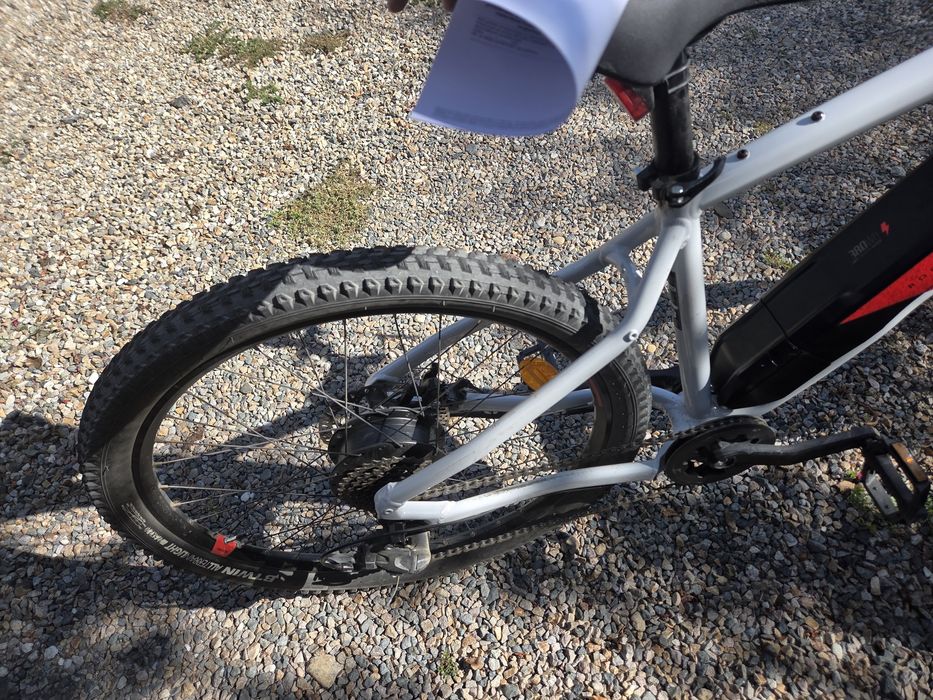 Rockrider E-st 100