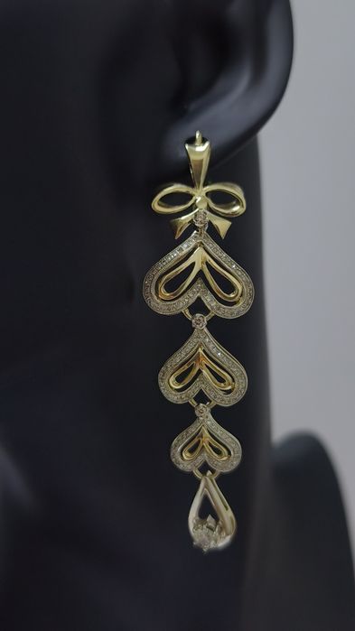Серьги золотые с бриллиантами