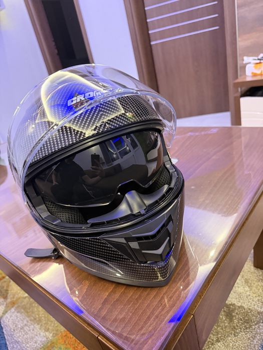 Каска за мотор нова!