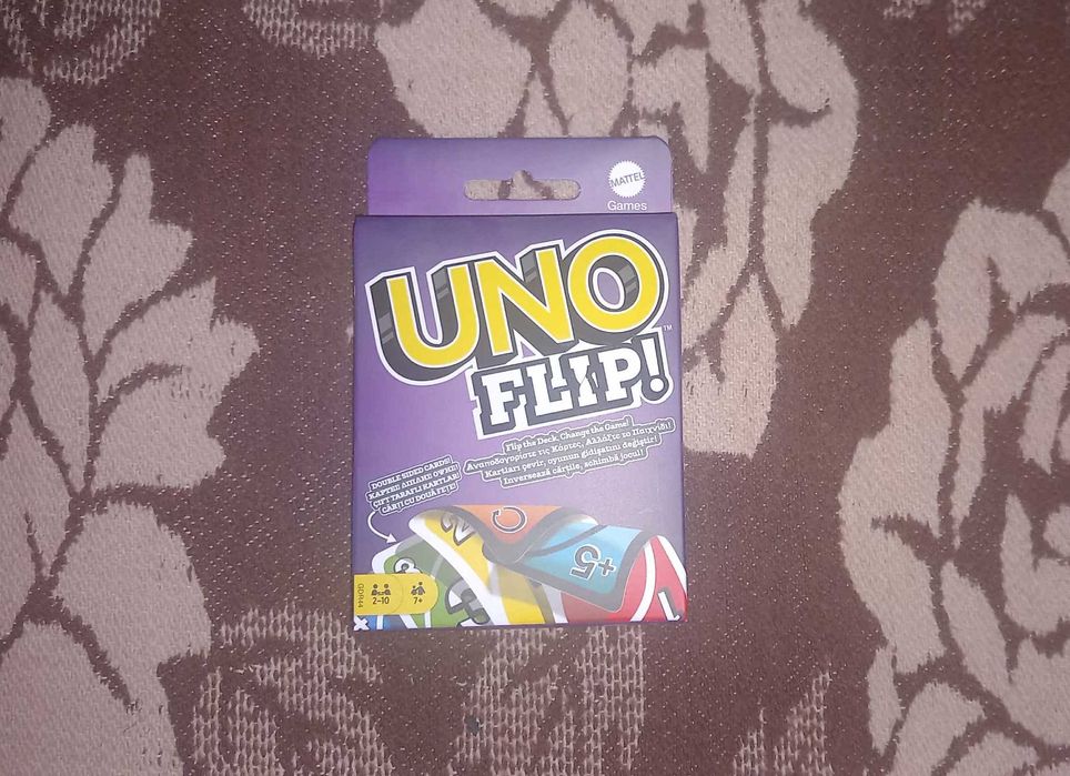 Карти за игра UNO Flip  ( български език )