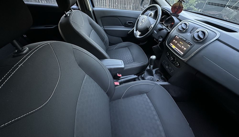 Dacia Logan MCV 0.9 tce model Prestige  cu toate dotarile