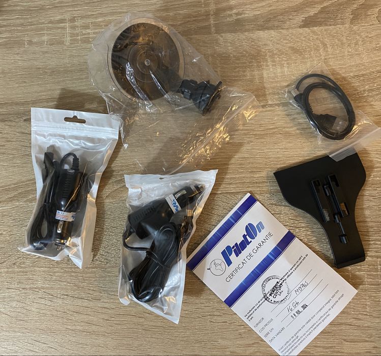 GPS PilotOn M9Plus 16GB 7” – Ecran Mare, Full Box, Nefolosit!