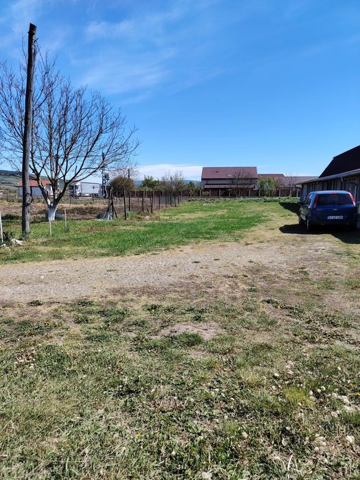 Teren cu casa Badon