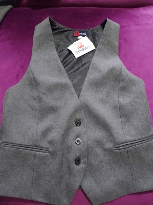 Школьная жилетка для учениц 1-4 класса