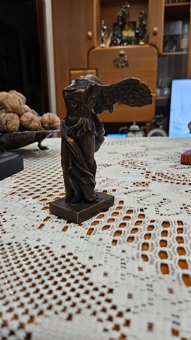 Метална пластика