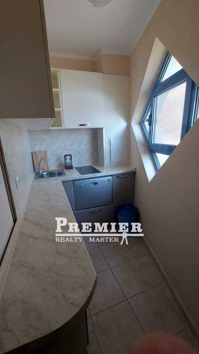 Продава се Тристаен апартамент в к.к. Слънчев бряг - 98 кв.м за 919 €/кв.м - Снимка #8