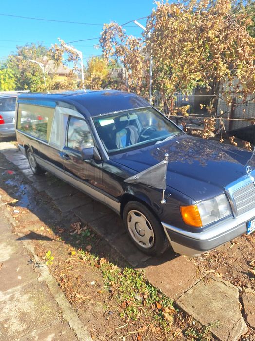 Mercedes-Benz W124