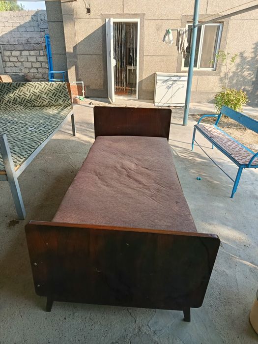 Продаётся кровать. Б/у.