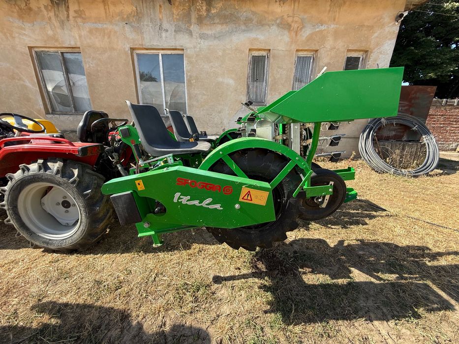 Разсадо-посадъчна машина Sfoggia Italia – 3 реда