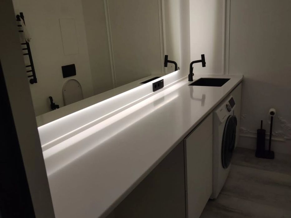 столешница из кварца, акриловая раковина, мойка на заказ,