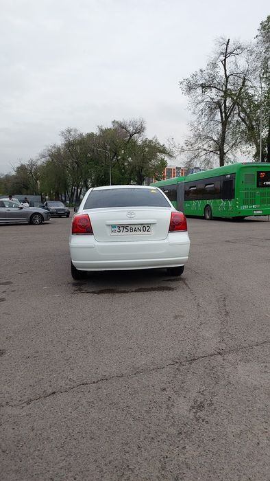 Машина тойота авенсис 2008 г.в.