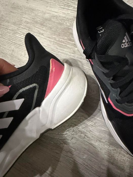 Маратонки Adidas X9000L1