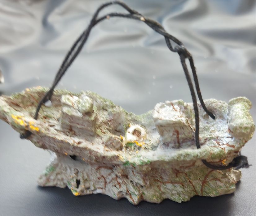 Diverse decorațiuni pentru  acvariu