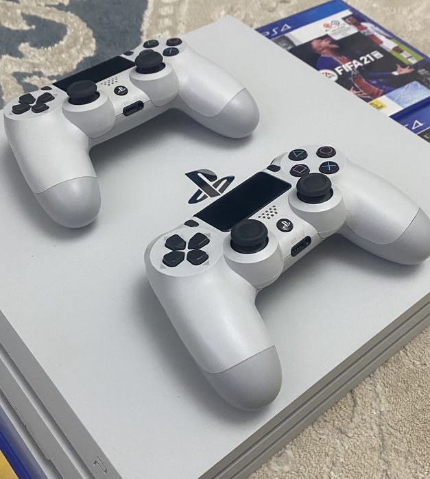 PlayStation 4 Pro 1 tb