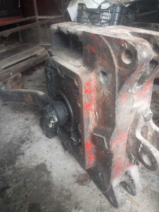 Placa frontală servodirecție tractor U650