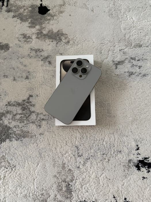 iPhone 15 Pro Natural Titanium 128GB