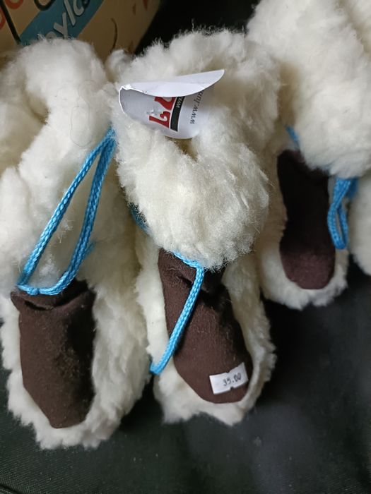 Botoșei din lana pentru copii mărimea 24