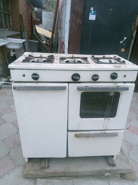 Газ плита с балконом .