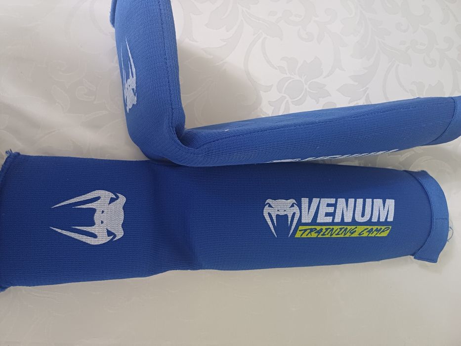 Продам для единоборств подростковый