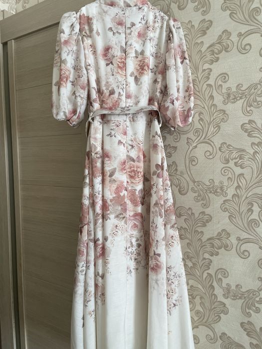 Продается красивое новое платье