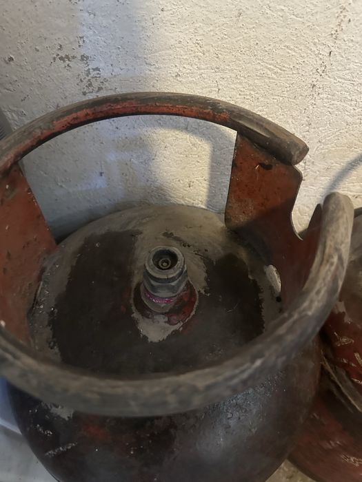 Газовые баллоны 2шт