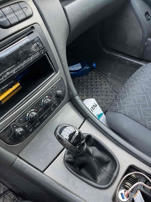 продавам mercedes c220
