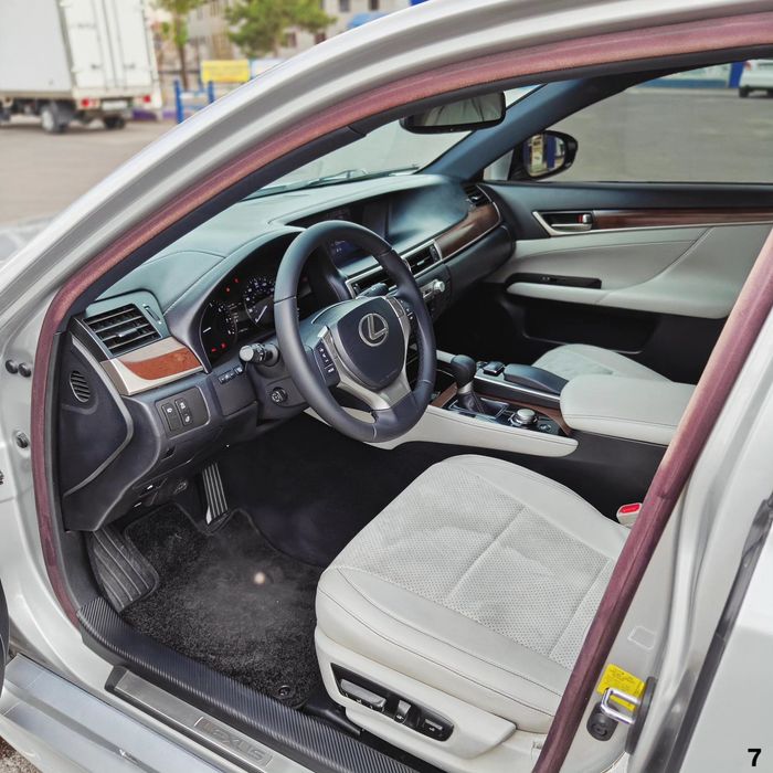 Lexus GS350, 2013, в отличном состоянии