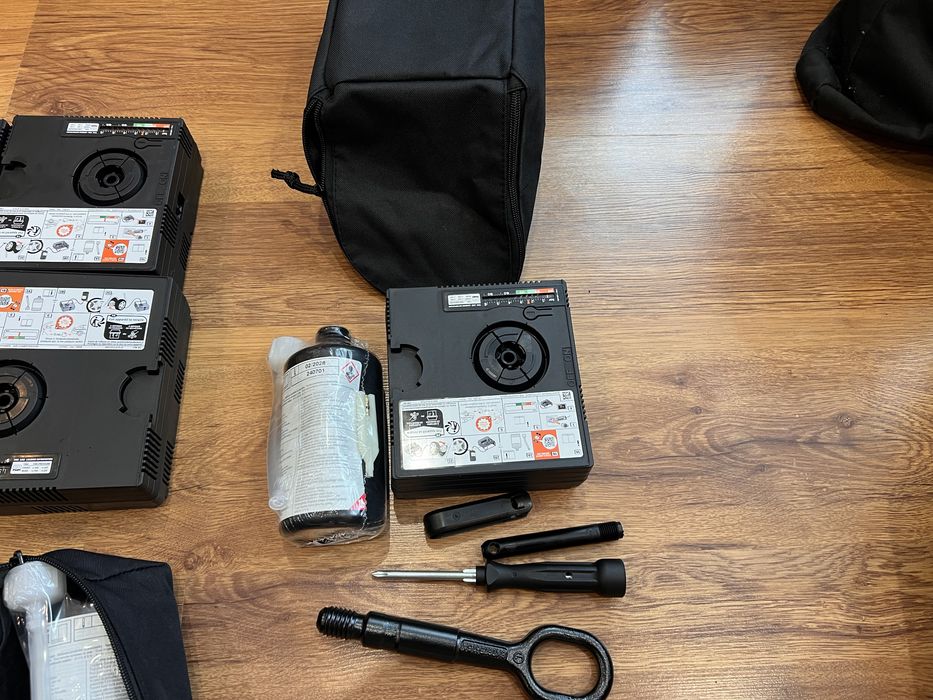 Промоция Компресор за надуване на гуми Vw Континентал(форд)нови с пяна