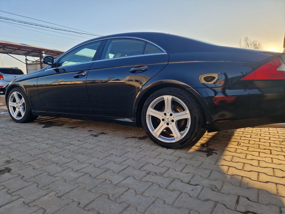 Mercedes benz cls 320