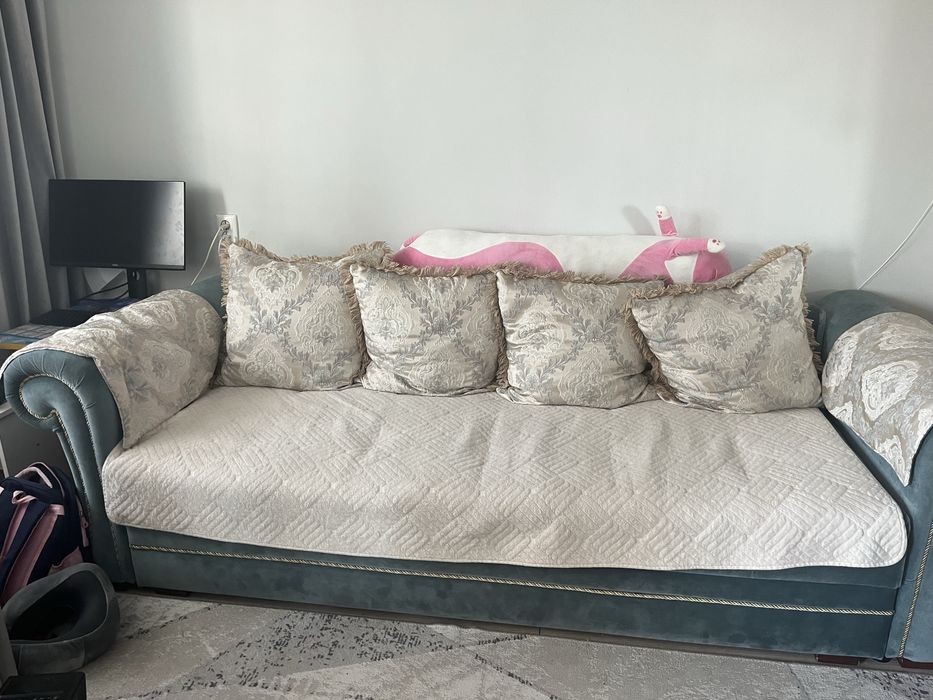 Диван в нормальном состояние