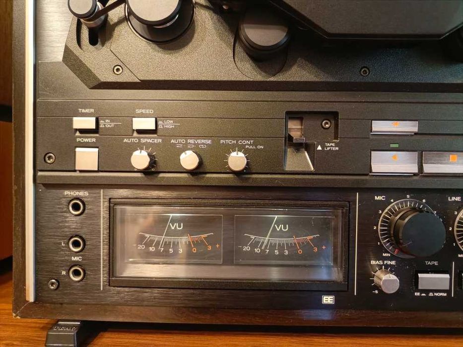 Катушечный магнитофон TEAC X-2000R BL