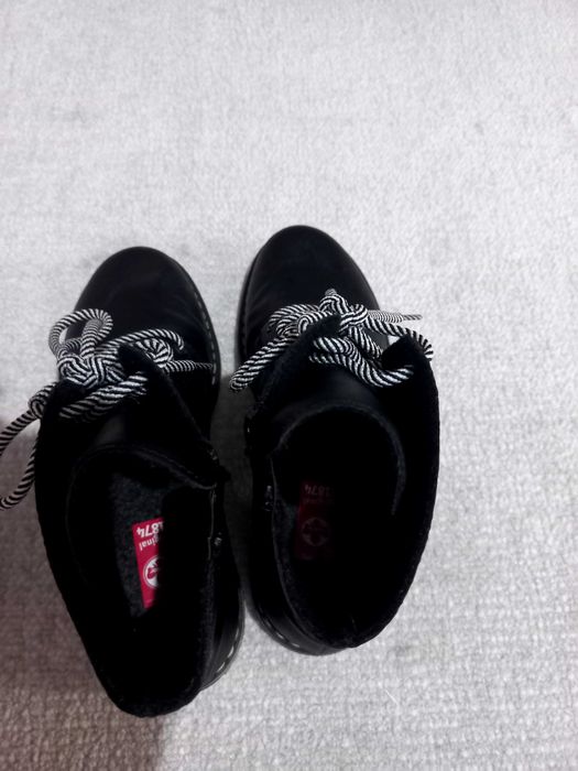 VAND 3 perechi Încălțăminte  RIEKER m.36,.IASI ,fara curierat 250 RON