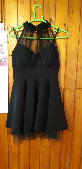 Малка черна рокля