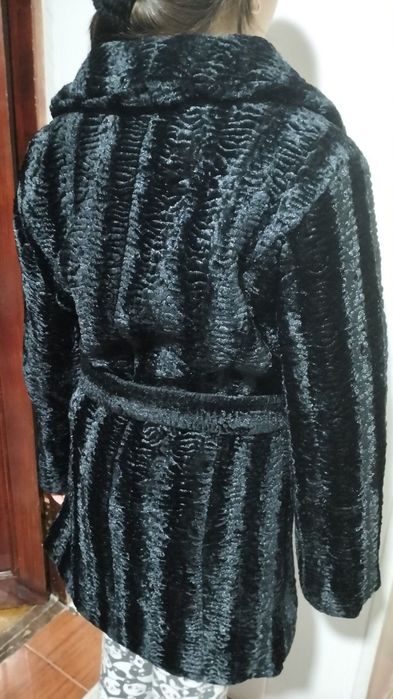 Искусственная дублёнка для девушки