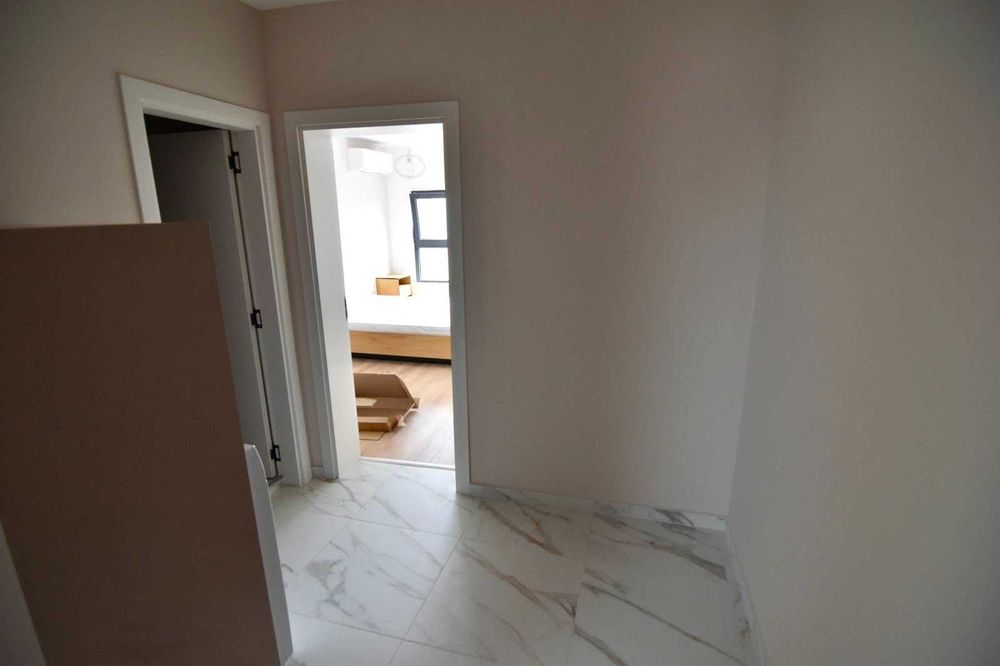 Продава се Тристаен апартамент в Пловдив, Остромила - 72 кв.м за 1806 €/кв.м - Снимка #10