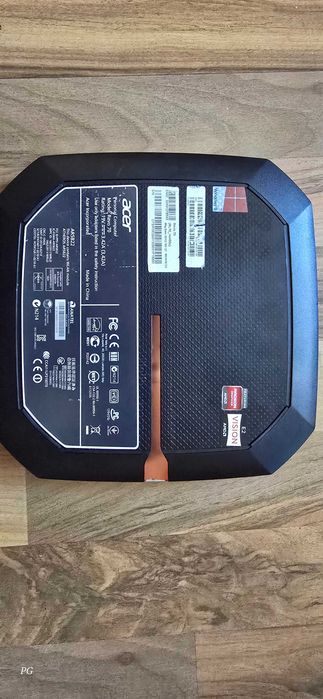 Миникомпютри Acer Veriton и Acer Revo 70