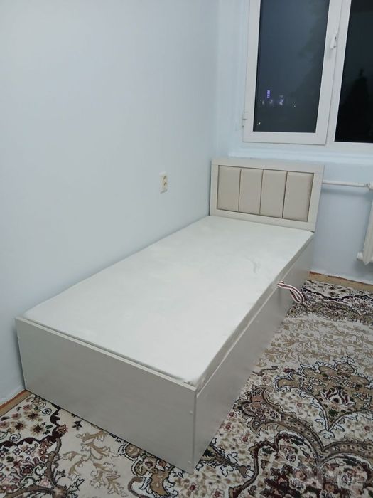 Kravat sunduk krovat divan spalni