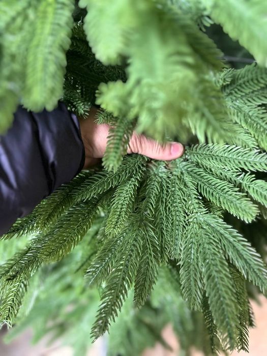Новогодняя ёлка под натуральную Ель 1