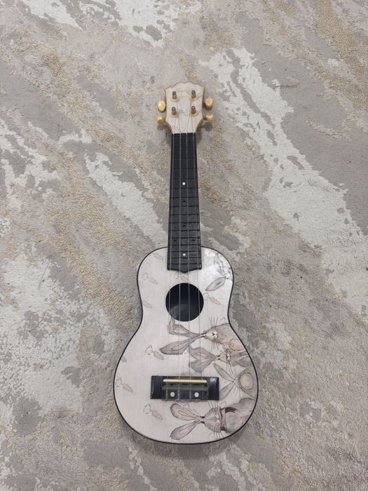 продам укелеле сопрано Terris Plus 70 bunny