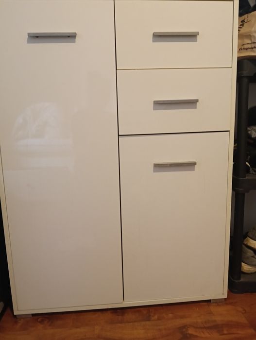 Biblioteca  si comoda