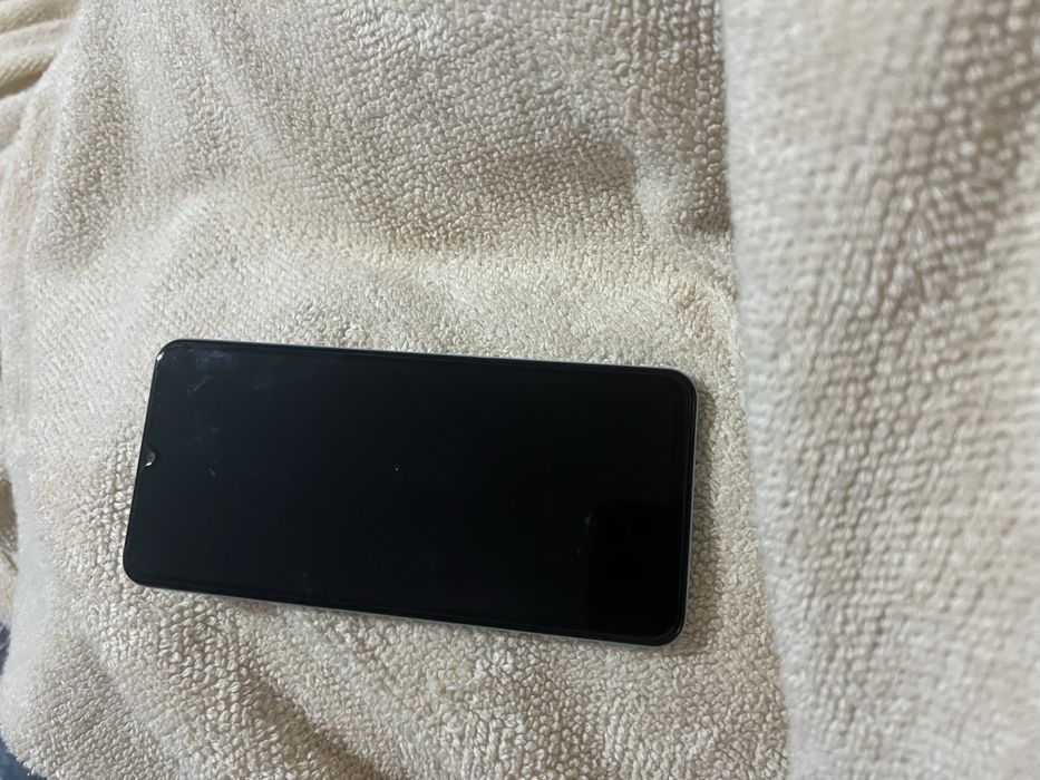 Телефон андроид Realme note 50