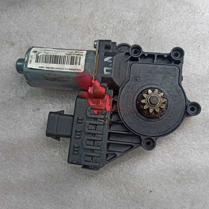 Машинка ел стъкло предна лява OPEL ASTRA H комби  + документи